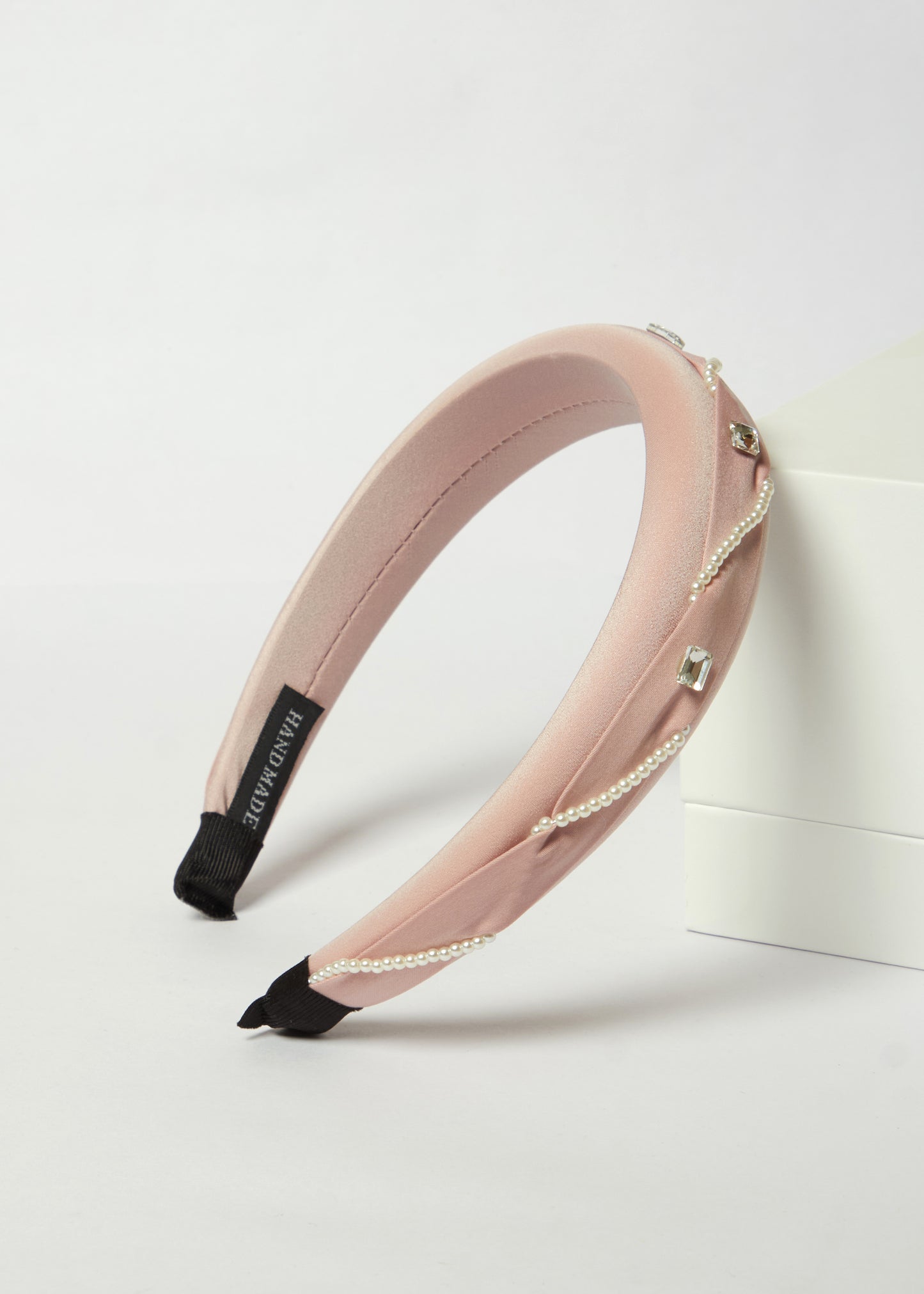 PEARL STRING HEADBAND