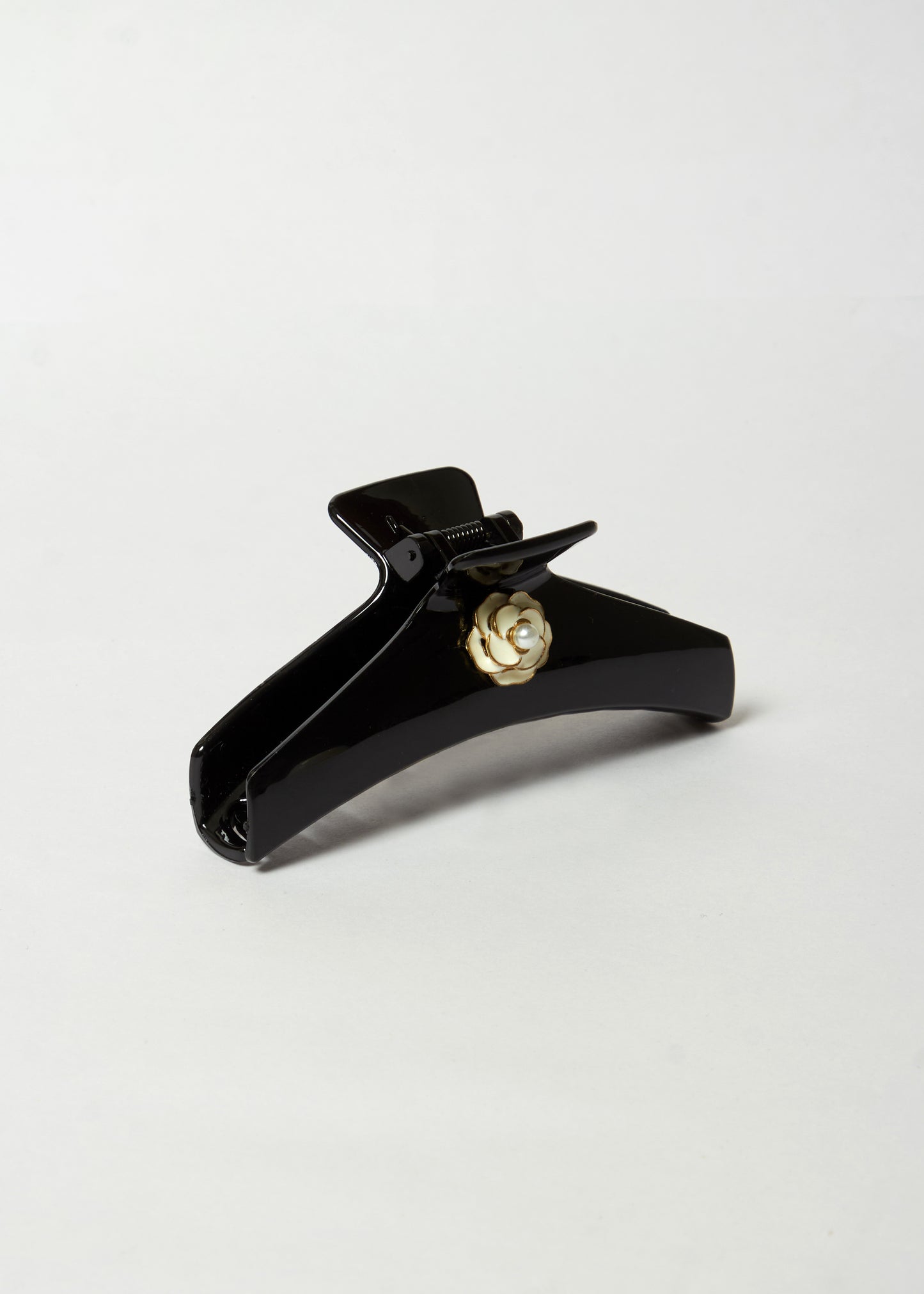 Mila Claw Clip