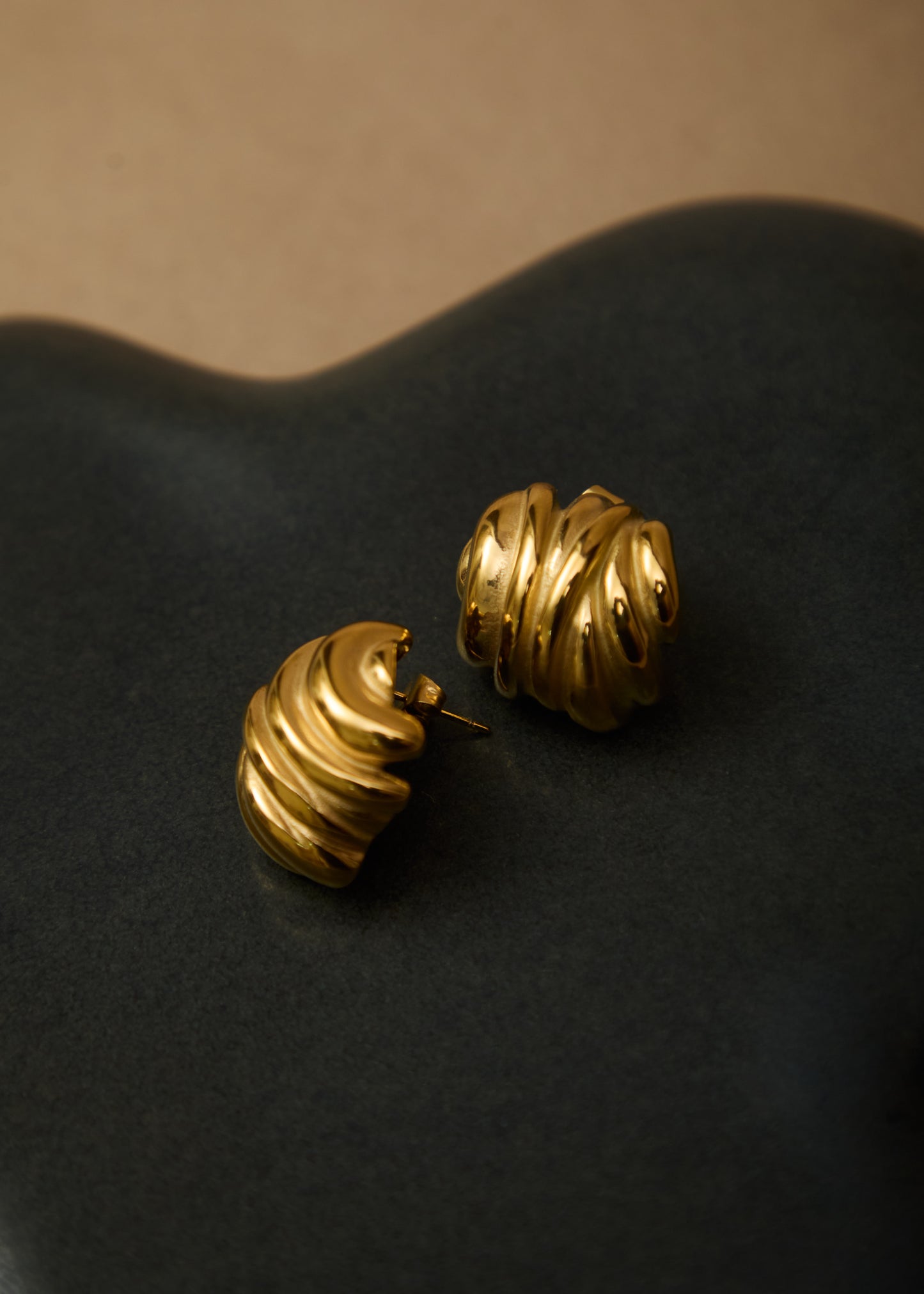 RETRO EARRINGS