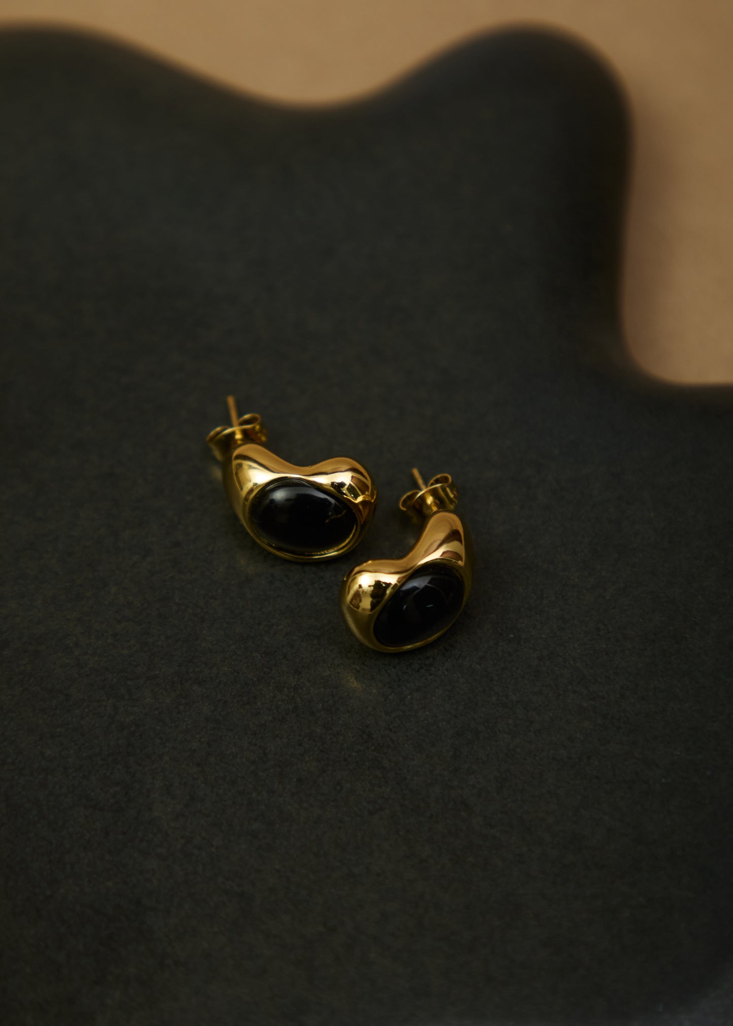 KAIA STUD EARRINGS