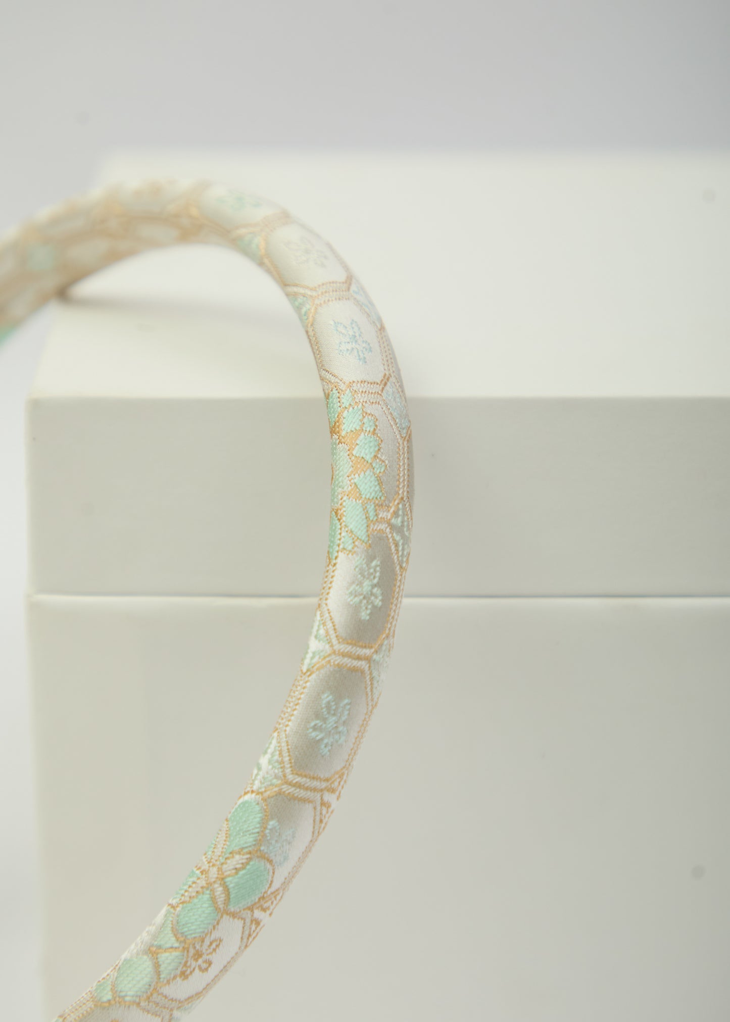 RETRO SLIM PADDED HEADBAND