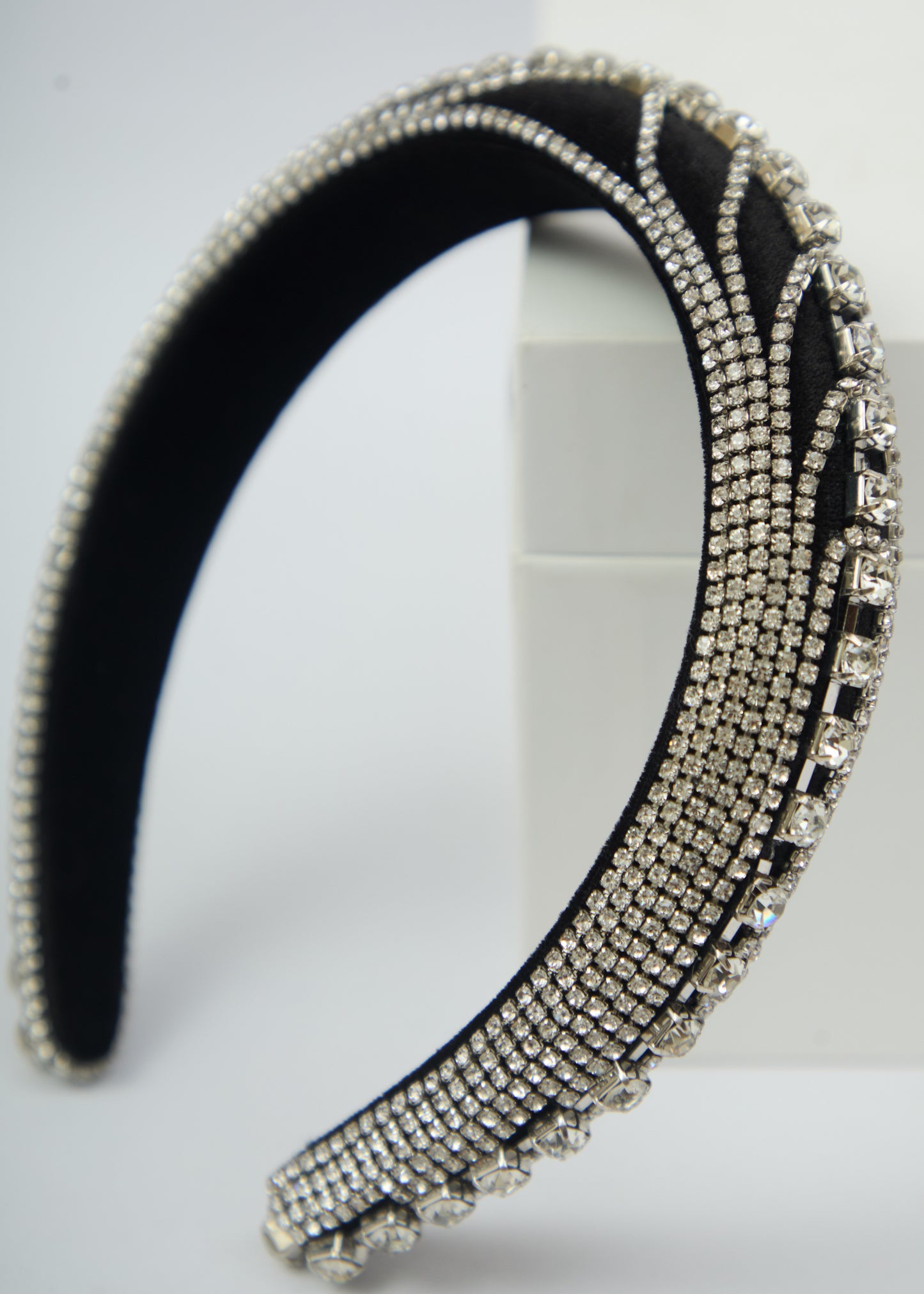 GABRIELLE RHINESTONE VELVET HEADBAND