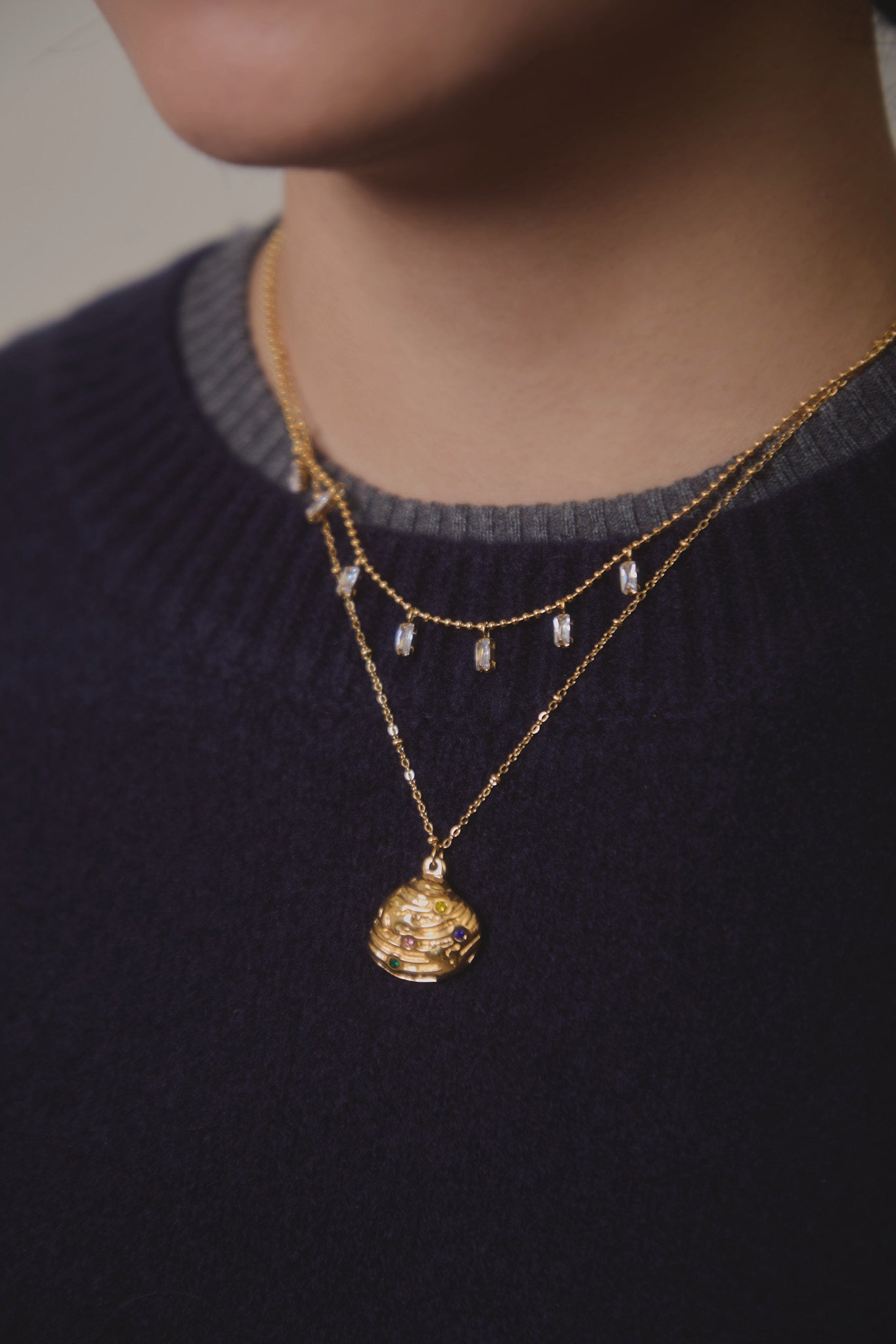 HEIDI SHELL PENDANT NECKLACE