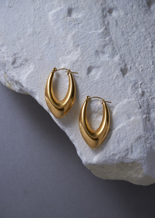 Celeste Hoop