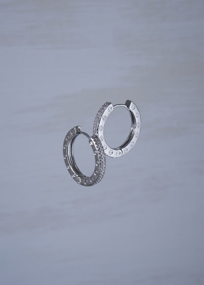 Zircona Round Hoop