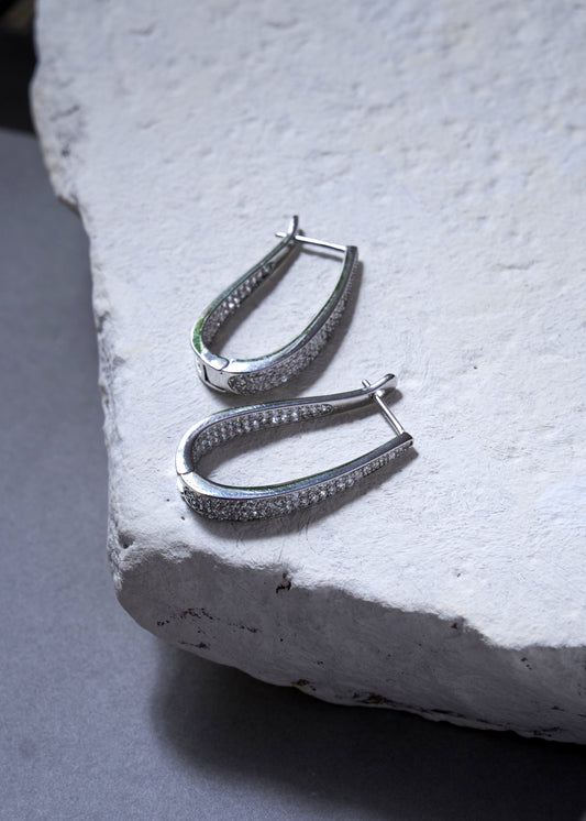 Zircona Elongated Hoop