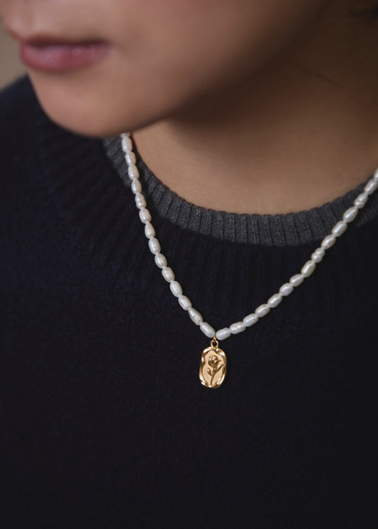 ANNIE PEARL NECKLACE
