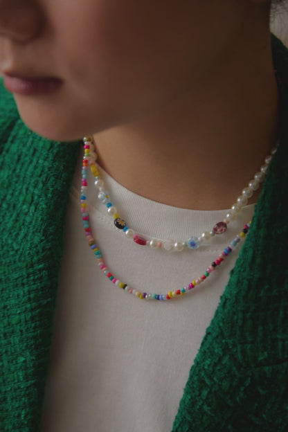 DAISY BEAD NECKLACE