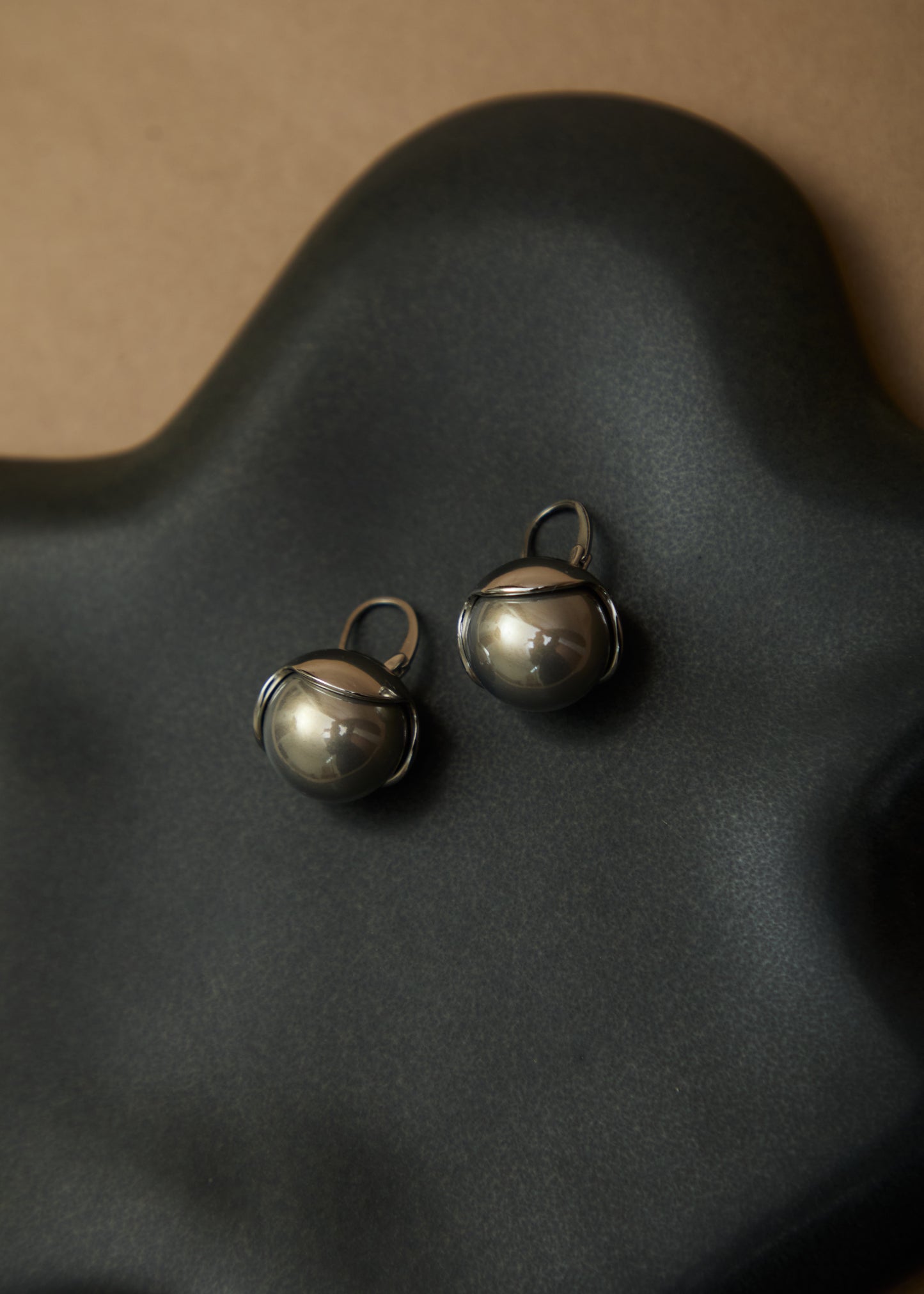 KIO PEARL EARRINGS