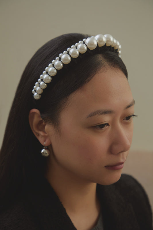 VELVET PEARL CLUSTER HEADBAND