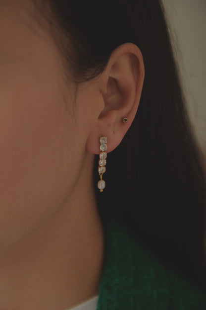 LILAH DROP EARRINGS