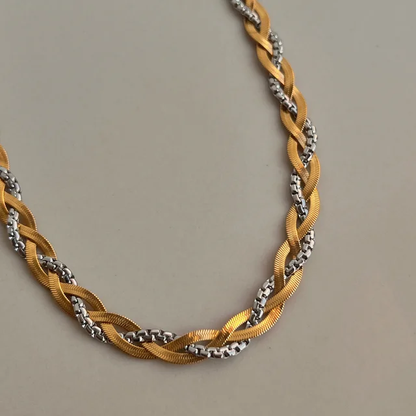 ADI SNAKE CHAIN NECKLACE