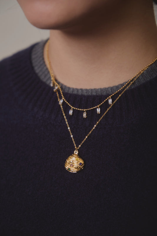 HEIDI SHELL PENDANT NECKLACE