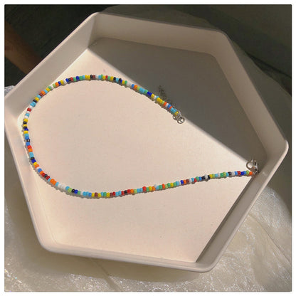 DAISY BEAD NECKLACE